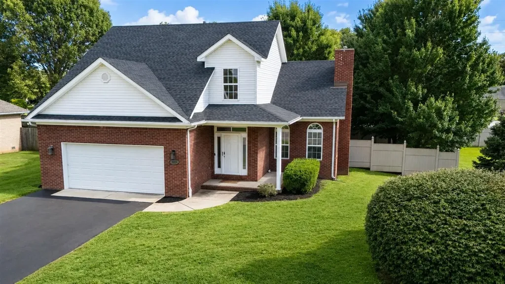 1313 James Edward Court Bowling Green KY 42103