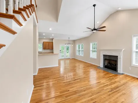 1313 James Edward Court Bowling Green KY 42103