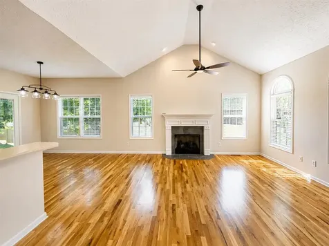 1313 James Edward Court Bowling Green KY 42103