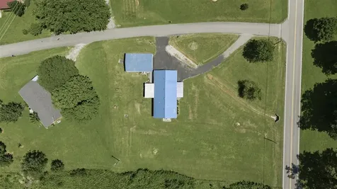 3640 Bowling Green Road Scottsville KY 42164