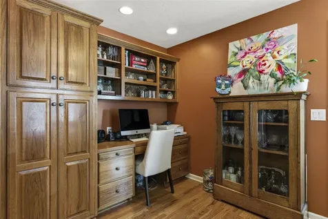 693 Muirfield Circle Bowling Green KY 42104
