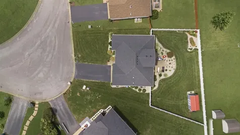 693 Muirfield Circle Bowling Green KY 42104