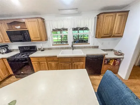 275 Jenny Lane Scottsville KY 42164