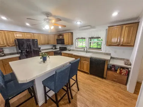 275 Jenny Lane Scottsville KY 42164