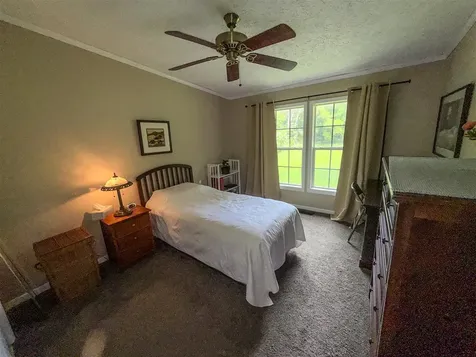 275 Jenny Lane Scottsville KY 42164