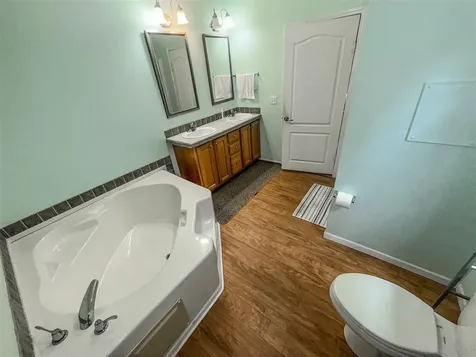 275 Jenny Lane Scottsville KY 42164