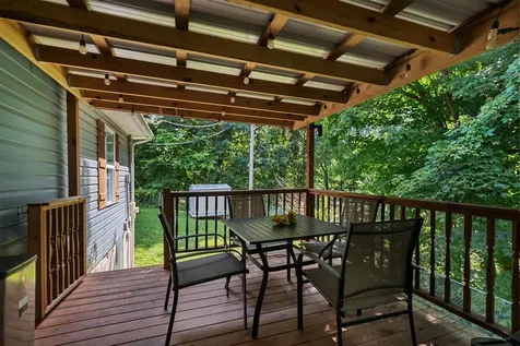 304 N Pitcher Road Morgantown KY 42261
