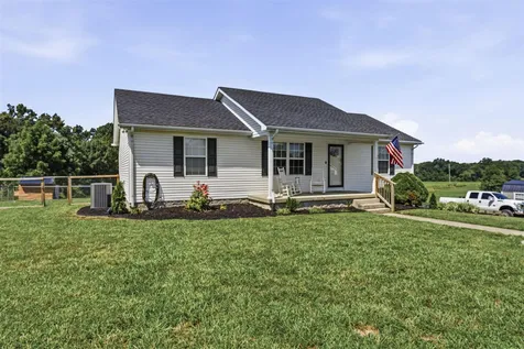 325 Mt Carmel Church Road Scottsville KY 42164