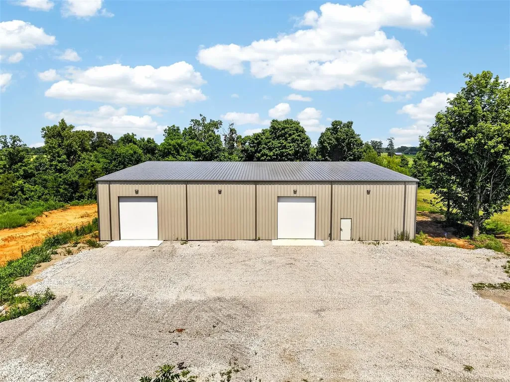 50 Noram Lane Russellville KY 42276