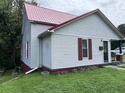 106 E 4th Avenue Central City KY 42330