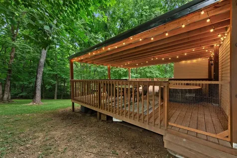 2240 Mt Lebanon Road Alvaton KY 42122