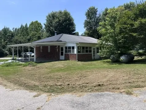 7851 Highway 62 Graham KY 42344