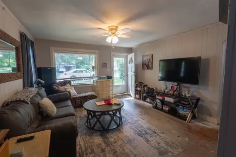 231 S High Street Franklin KY 42134