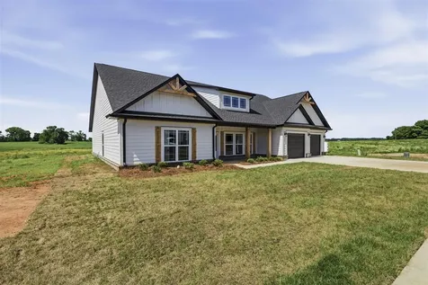 1102 Paddlers Way Alvaton KY 42122