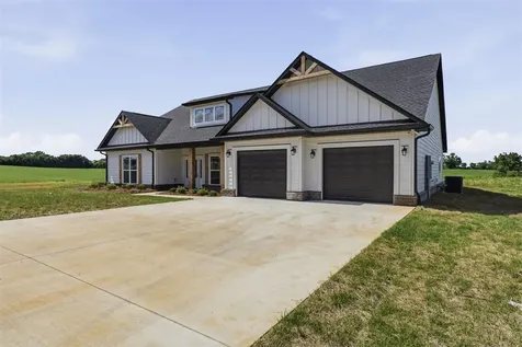 1102 Paddlers Way Alvaton KY 42122
