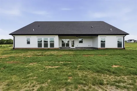1102 Paddlers Way Alvaton KY 42122