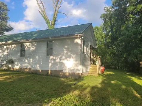 2045 Brownsville Road Brownsville KY 42210