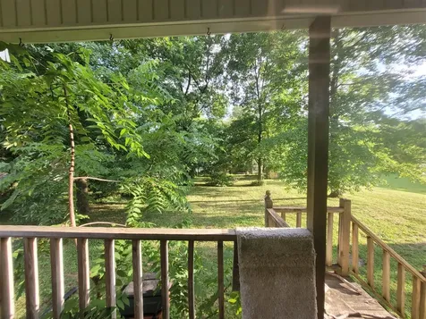 2045 Brownsville Road Brownsville KY 42210