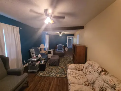 2045 Brownsville Road Brownsville KY 42210