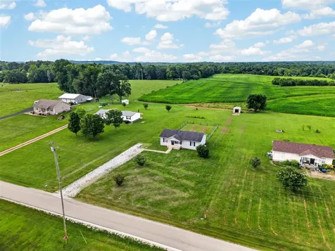 1599 Browning Road Auburn KY 42206