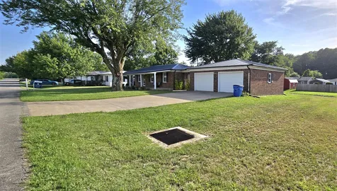 205 Westwood Street Glasgow KY 42141