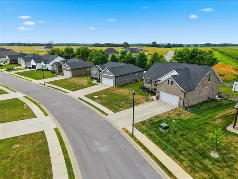 312 Claiborne Circle Franklin KY 42134