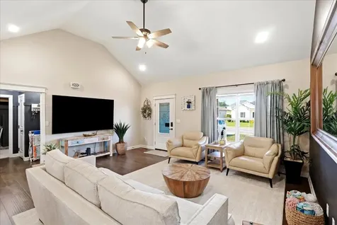 312 Claiborne Circle Franklin KY 42134