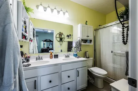 9252 Woodgate Circle Alvaton KY 42122