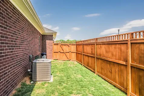 9252 Woodgate Circle Alvaton KY 42122