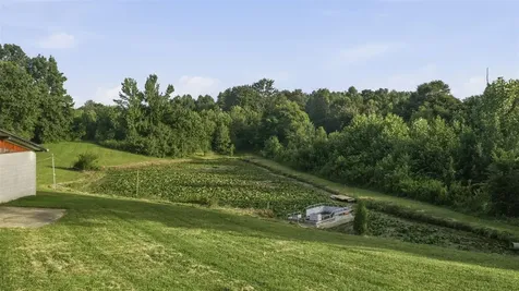 2927 Rochester Road Morgantown KY 42261