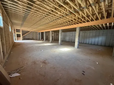5844 Scottsville Road Bowling Green KY 42104