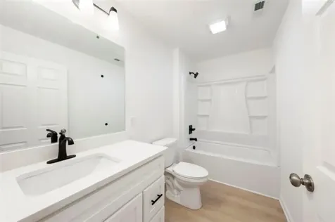 3216 South Oaks Street Bowling Green KY 42101
