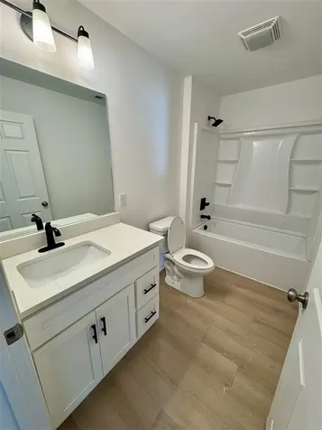 3216 South Oaks Street Bowling Green KY 42101