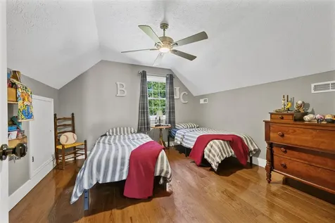 286 Goshen Church South Road Bowling Green KY 42103