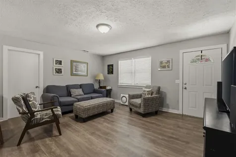 1282 Clarence O'dell Road Bowling Green KY 42101