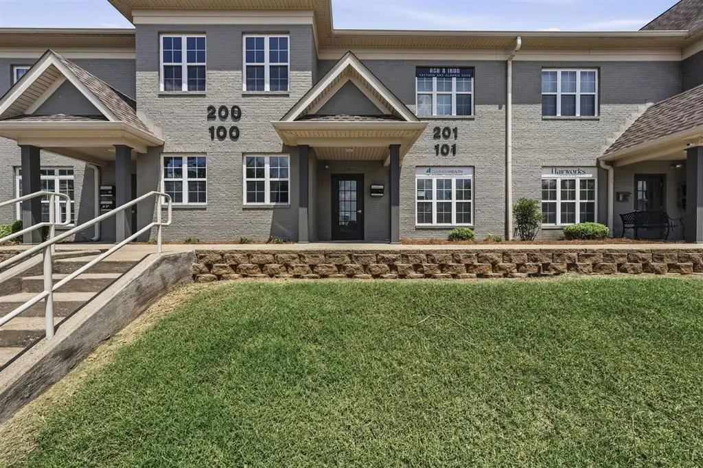 1111 Shive Lane Bowling Green KY 42104