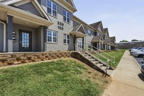 1111 Shive Lane Bowling Green KY 42104