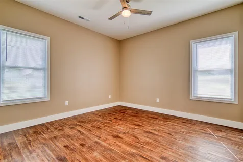 103 S Riverbend Drive Elkton KY 42220