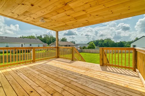 103 S Riverbend Drive Elkton KY 42220
