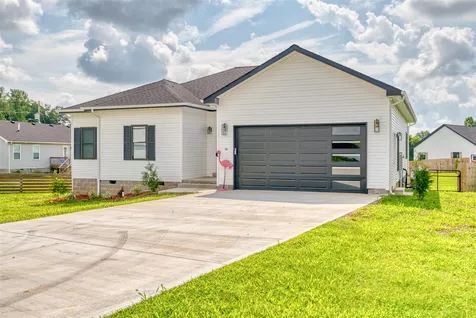 103 S Riverbend Drive Elkton KY 42220