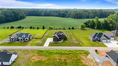 1749 Hazel Farms Lane Bowling Green KY 42103