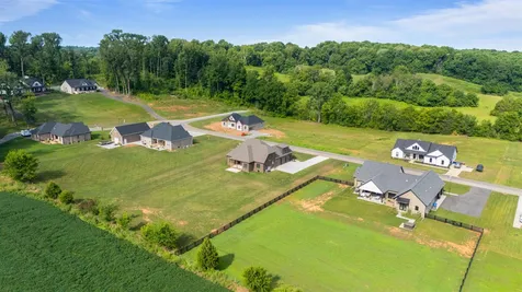 1749 Hazel Farms Lane Bowling Green KY 42103