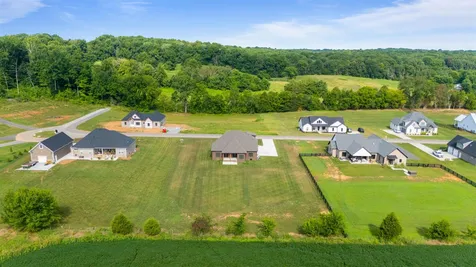 1749 Hazel Farms Lane Bowling Green KY 42103