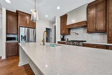 1749 Hazel Farms Lane Bowling Green KY 42103