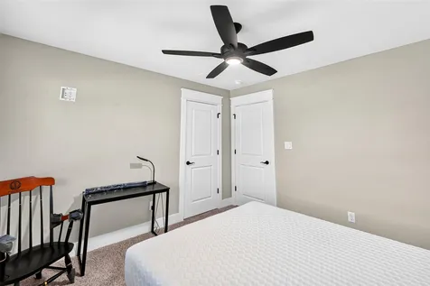 1749 Hazel Farms Lane Bowling Green KY 42103