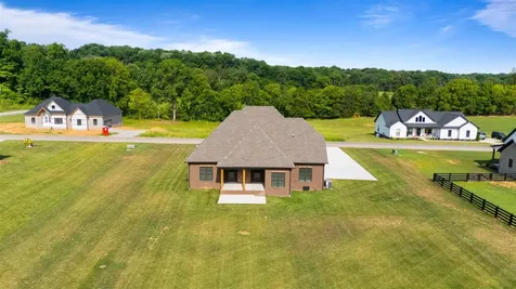 1749 Hazel Farms Lane Bowling Green KY 42103