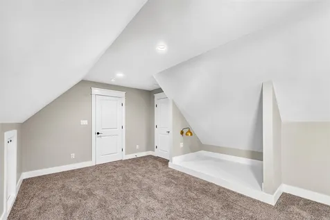 1749 Hazel Farms Lane Bowling Green KY 42103