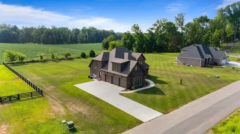 1749 Hazel Farms Lane Bowling Green KY 42103