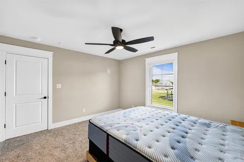 1749 Hazel Farms Lane Bowling Green KY 42103