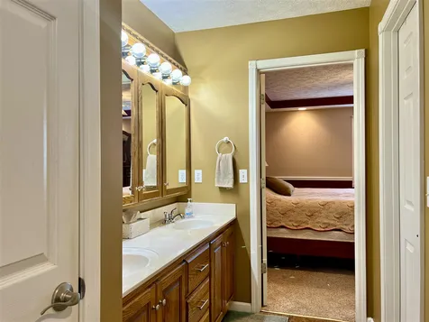 1513 Charlie Butts Road Franklin KY 42134